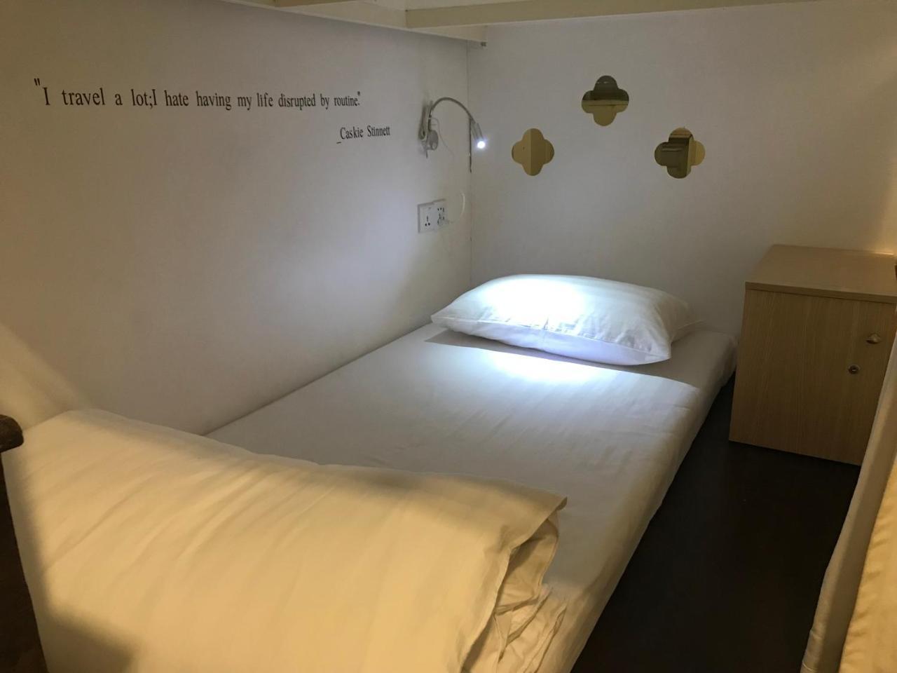 Baobabed Hostel Yangon, Myanmar Екстер'єр фото
