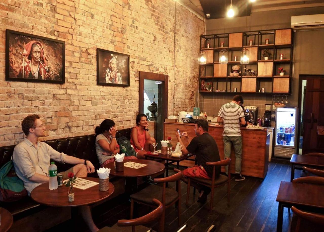 Baobabed Hostel Yangon, Myanmar Екстер'єр фото