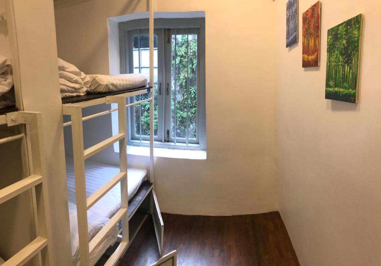 Baobabed Hostel Yangon, Myanmar Екстер'єр фото